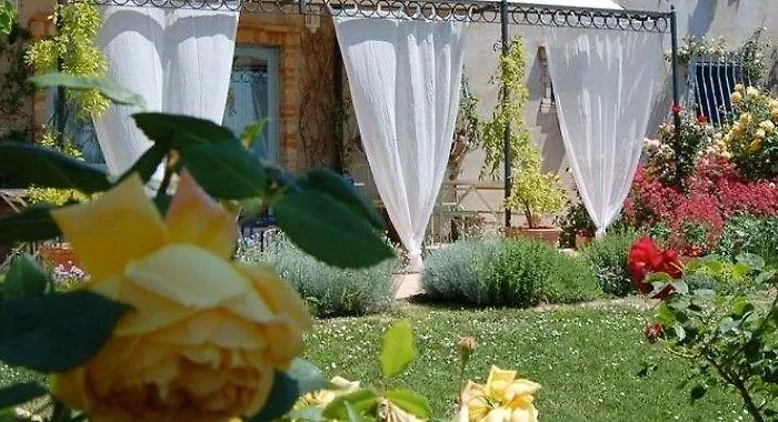 Vento Di Rose * Monterubbiano